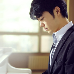 女人被扒开腿狂躁3p免费观看
